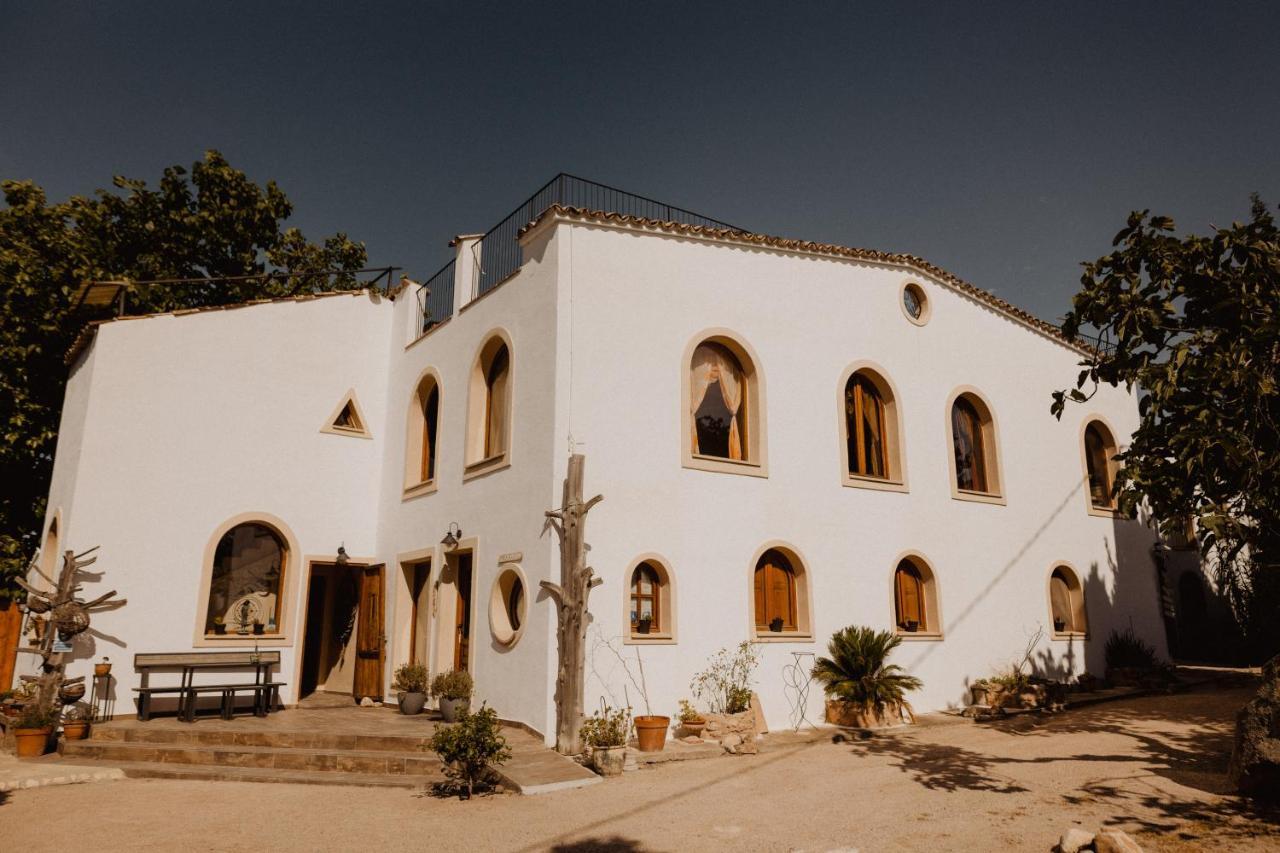 Cal Pau Cruset Guest House Torrellas de Foix Exterior photo